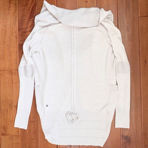 Lulumelon Transformation Wrap Cardigan Womens Size 6 Gray - Picture 4 of 14